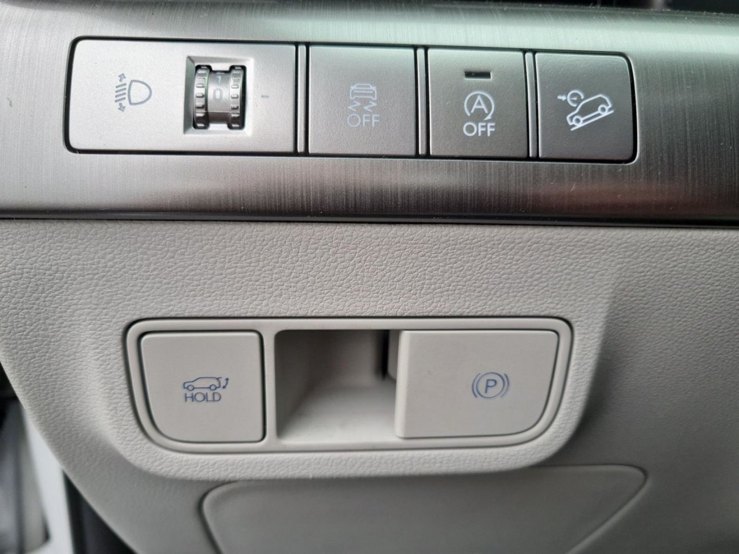 Fahrzeugabbildung Hyundai KONA Prime 1.6 T-Gdi 198PS DCT 4WD Glasschiebe