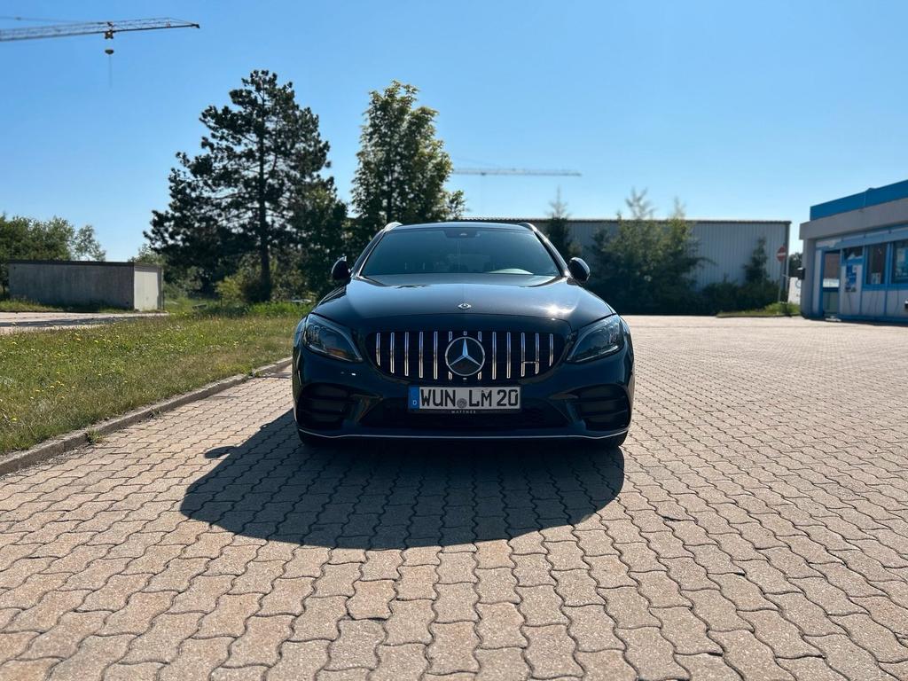 Mercedes-Benz C 220