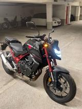Honda CB750 Hornet - HONDA CB750