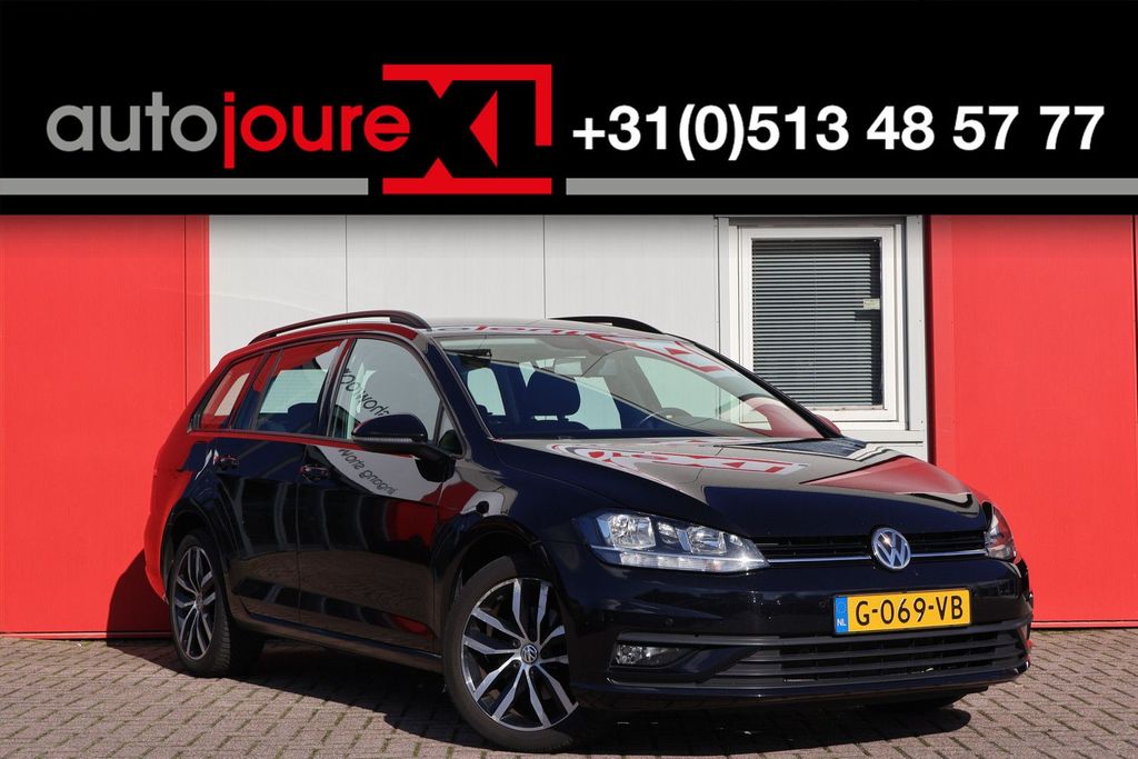 Image of Volkswagen Golf