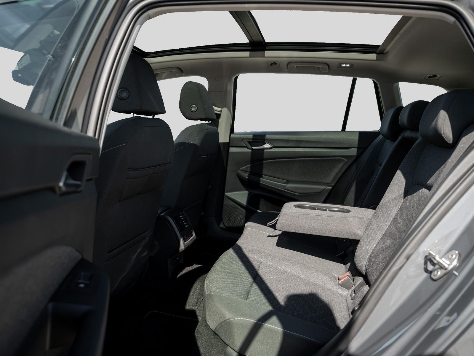 Volkswagen Golf VAR. VIII LIFE 2.0 TDI DSG Pano IQLight AHK, миниатюра 8