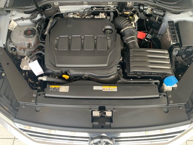 Fahrzeugabbildung Volkswagen Passat Variant 2.0 TDI DSG Alltrack 4MOTION PANO