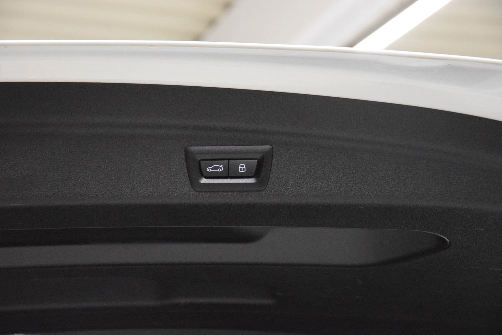 Fahrzeugabbildung BMW 220 i M Sport Active Tourer HuD H&k ACC AHK 360°