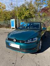Volkswagen Golf 1.0 TSI DSG - FACELIFT - MASSAGE - TOP - Volkswagen Golf: Grün