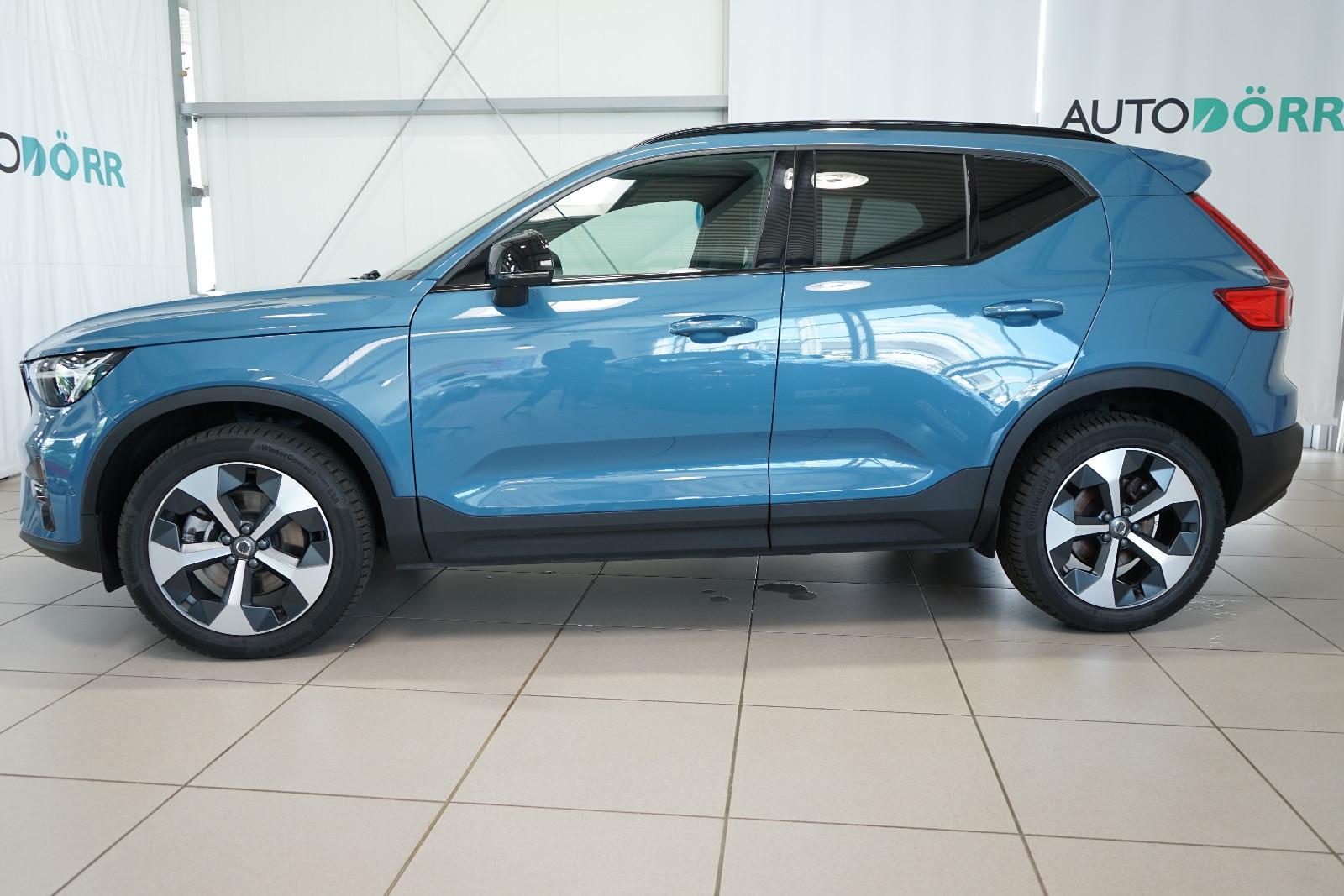 Volvo XC40 B4 Ultra Dark Standheiz+HarmanKardon+360°