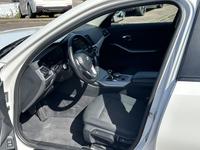 BMW 318d A Advantage DAB LED WLAN Tempomat Shz PDC