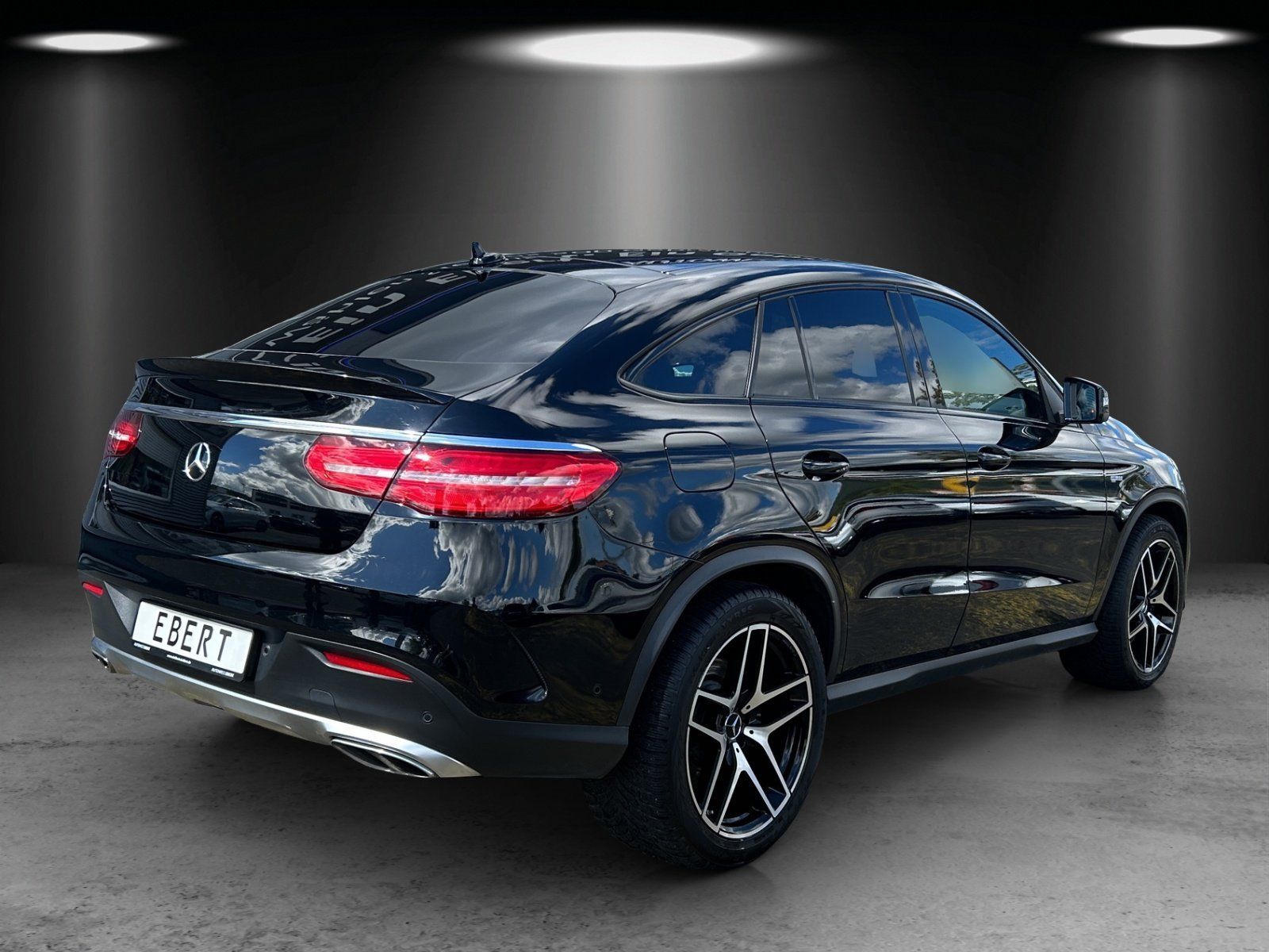 Fahrzeugabbildung Mercedes-Benz GLE43 AMG Cpé DISTRO Comand AIRMATIC HK-Hifi ILS