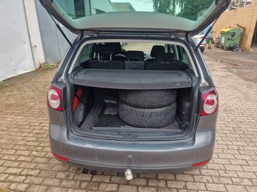 Volkswagen Golf - 5