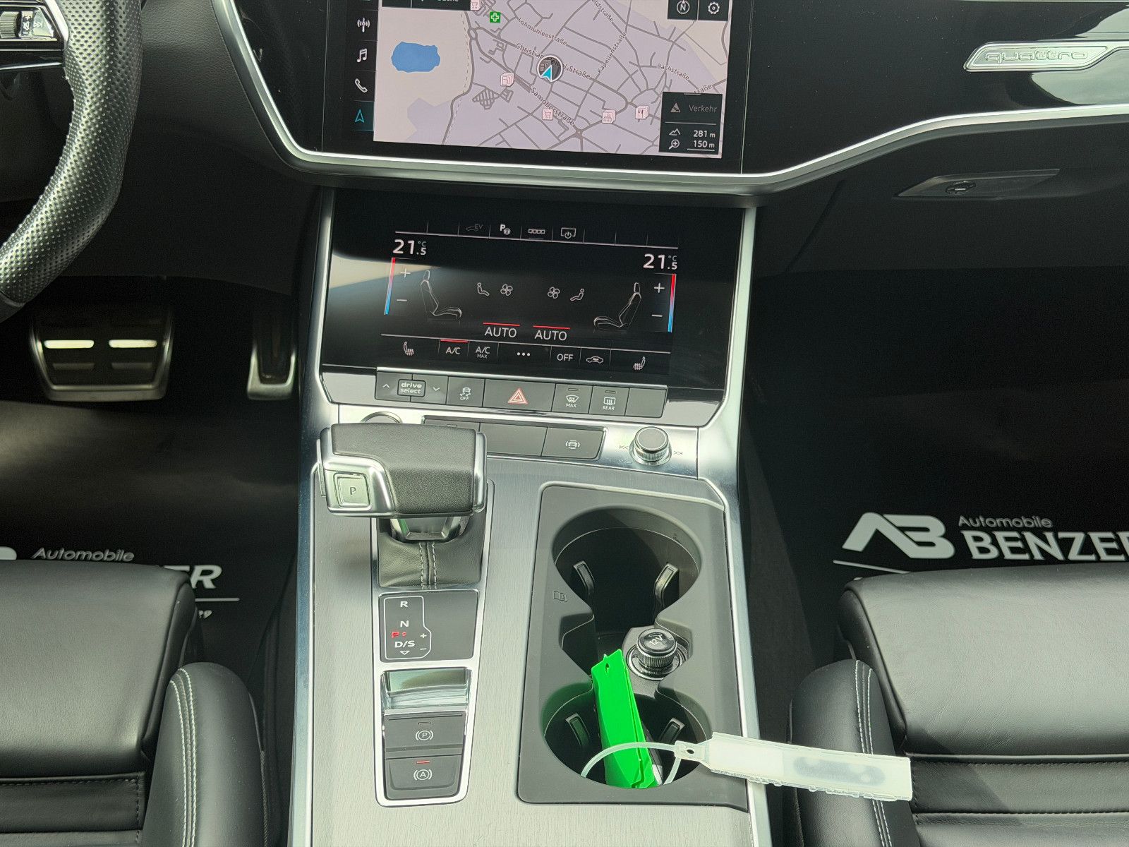 Fahrzeugabbildung Audi 55 TFSI e quattro S-Line/LEDER/Navi/LED/CarPlay/