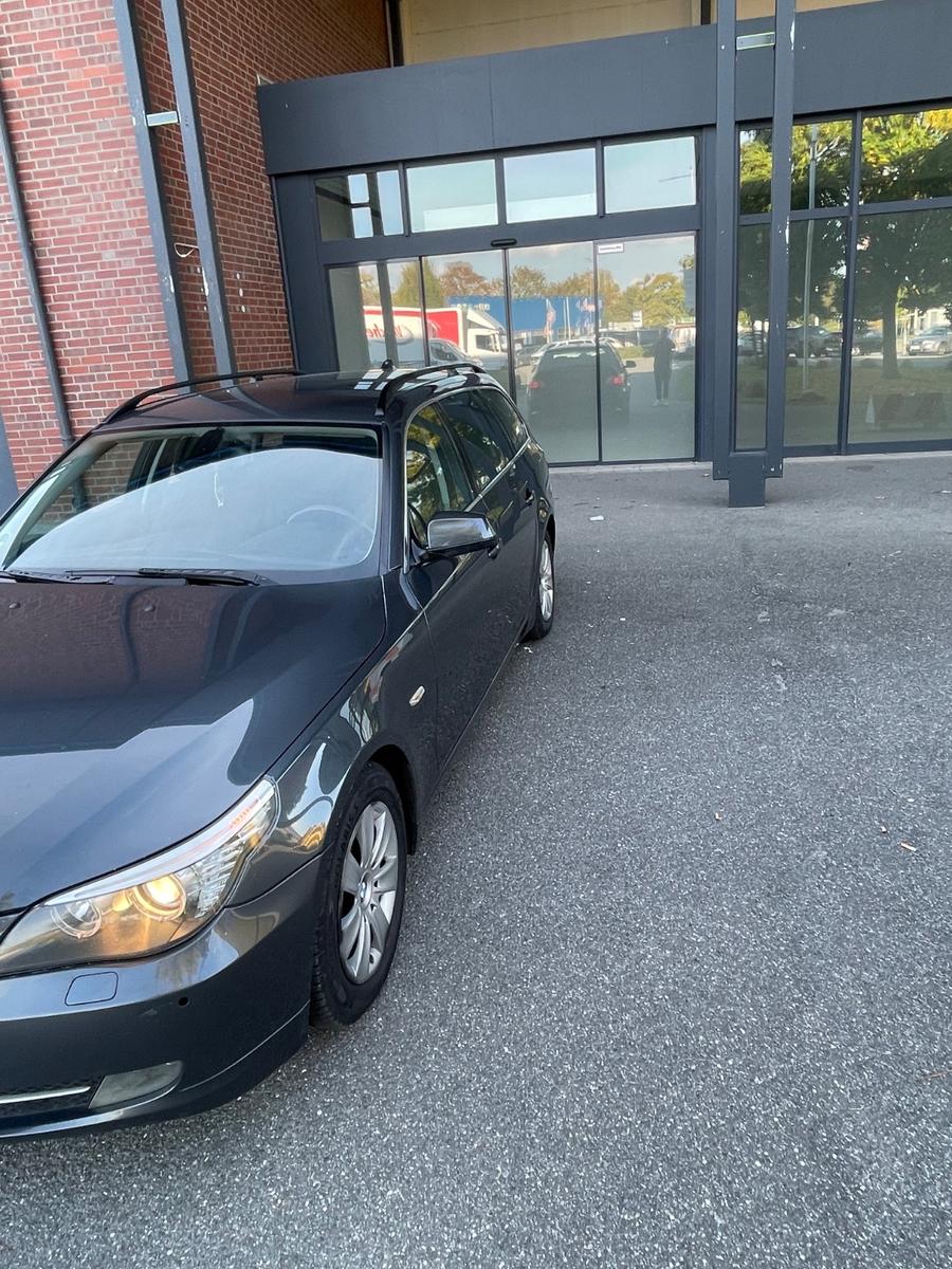 BMW 520 2009 — photo 10