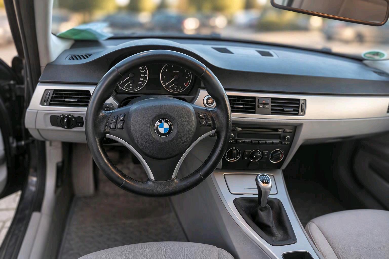 BMW 318 2007 — photo 6