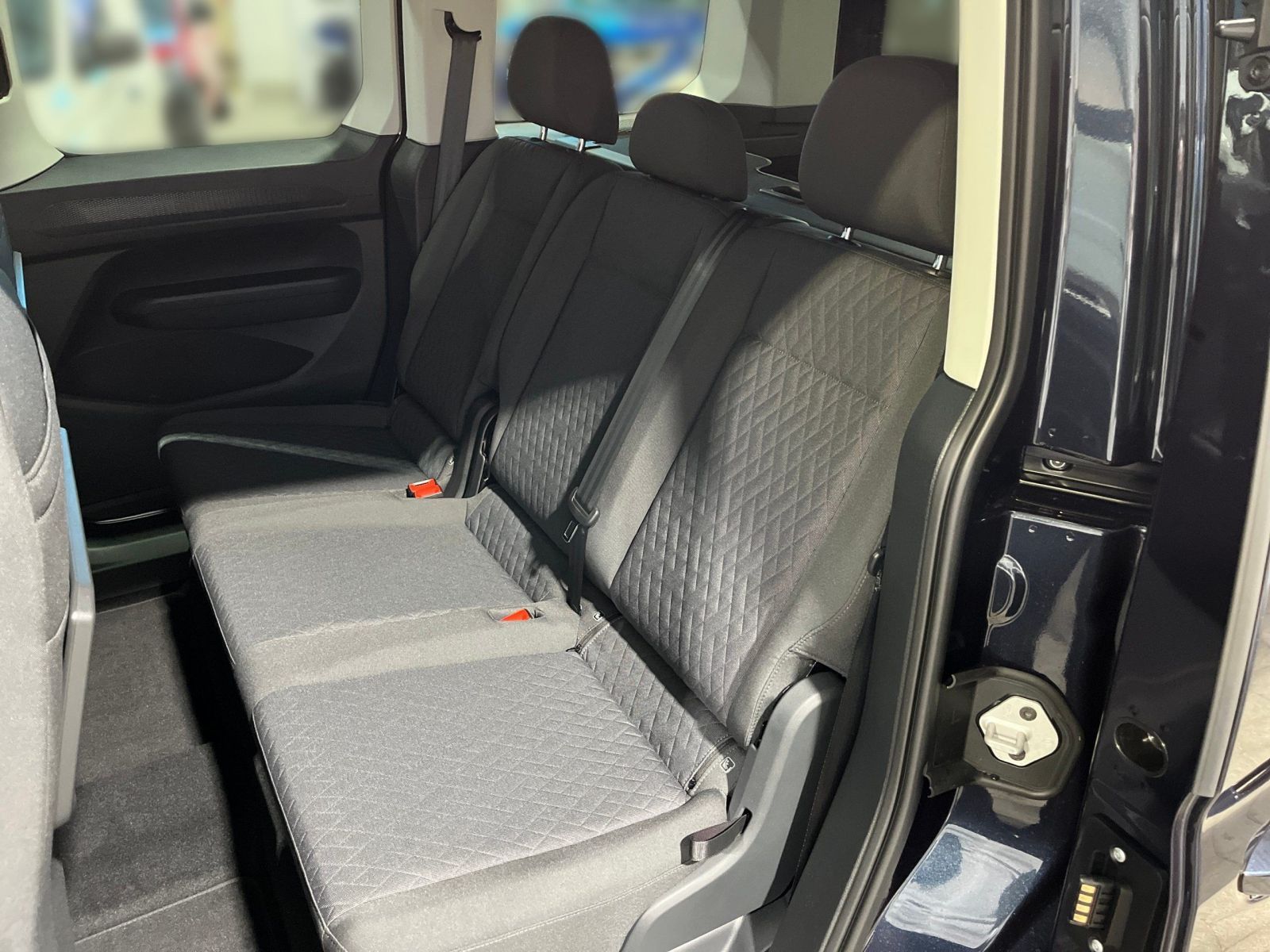 Volkswagen Caddy - Bild 8