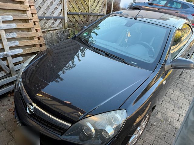 Opel Astra twin top