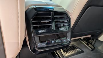 صورة مصغرة 18 لـ 2022 BMW IX