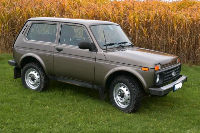 Lada Niva 4x4 2121.4