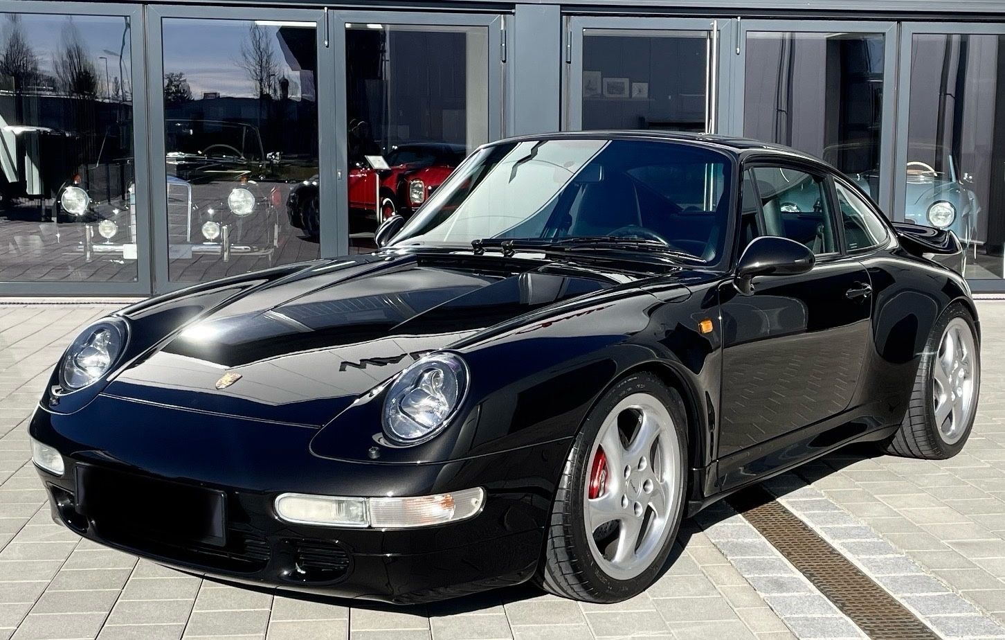 Fahrzeugabbildung Porsche 993 TURBO WLS 2 450PS SAMMLER 31000KM TRAUMZUST!