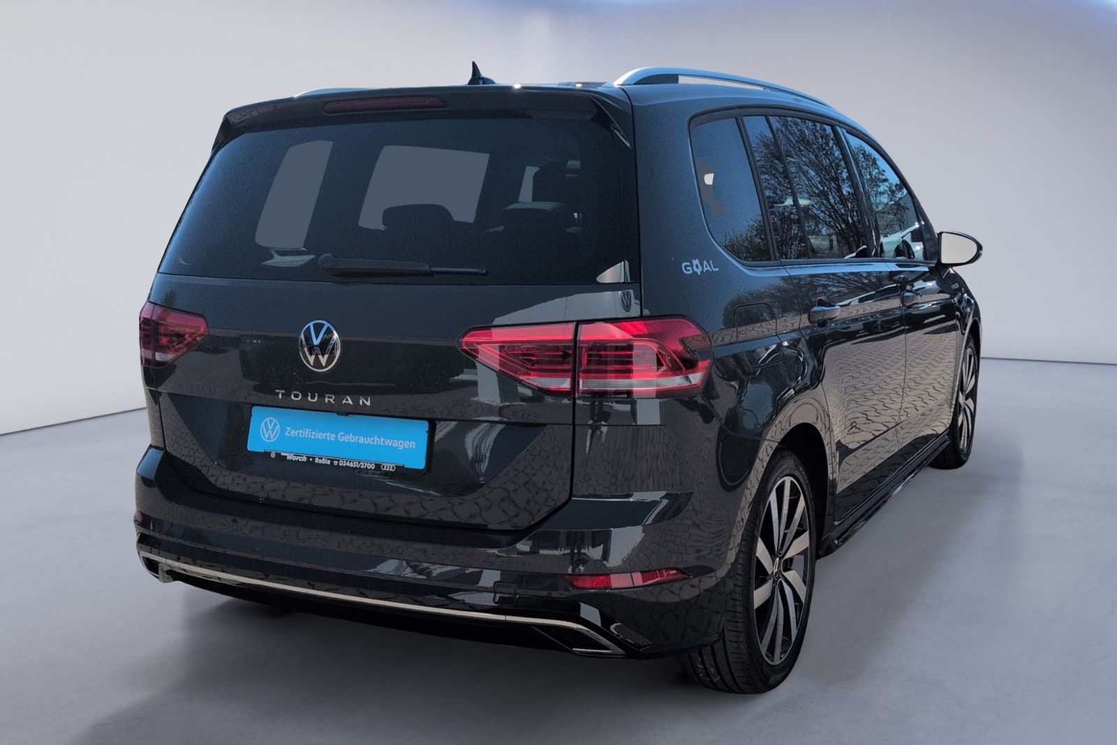 Touran 1.5 TSI DSG R line PANO+RFK+7SITZE+AHK+