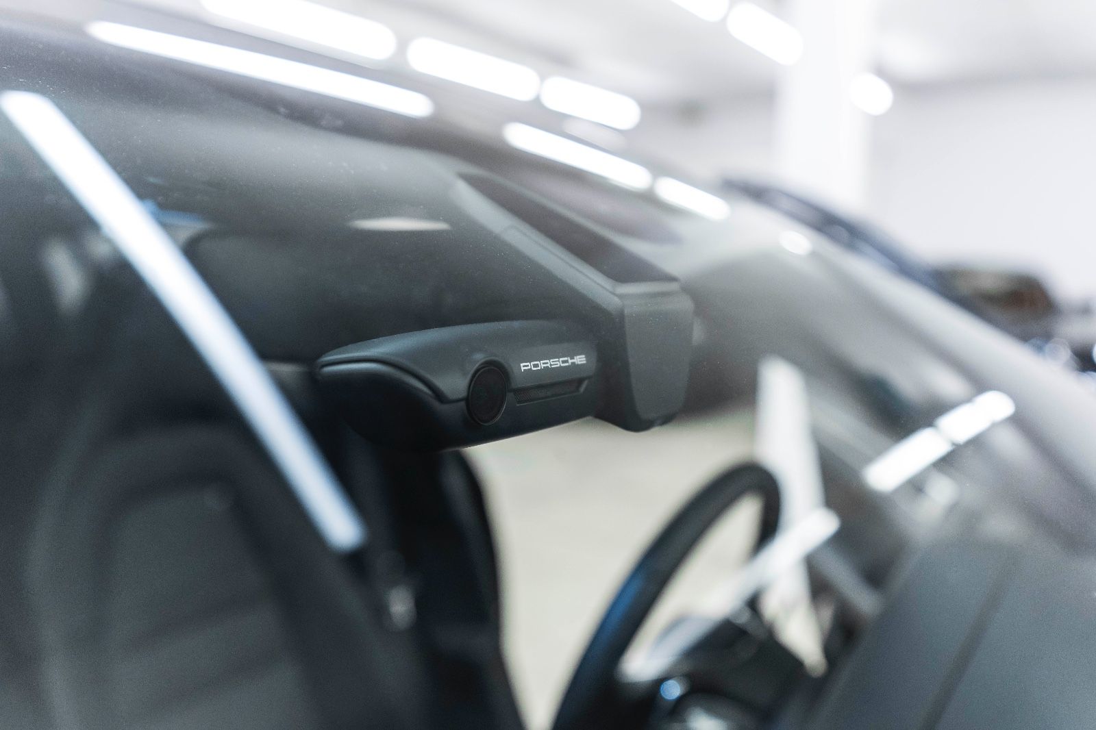 Fahrzeugabbildung Porsche Panamera Turbo S CHRONO LED PDLS PASM ACC PCCB