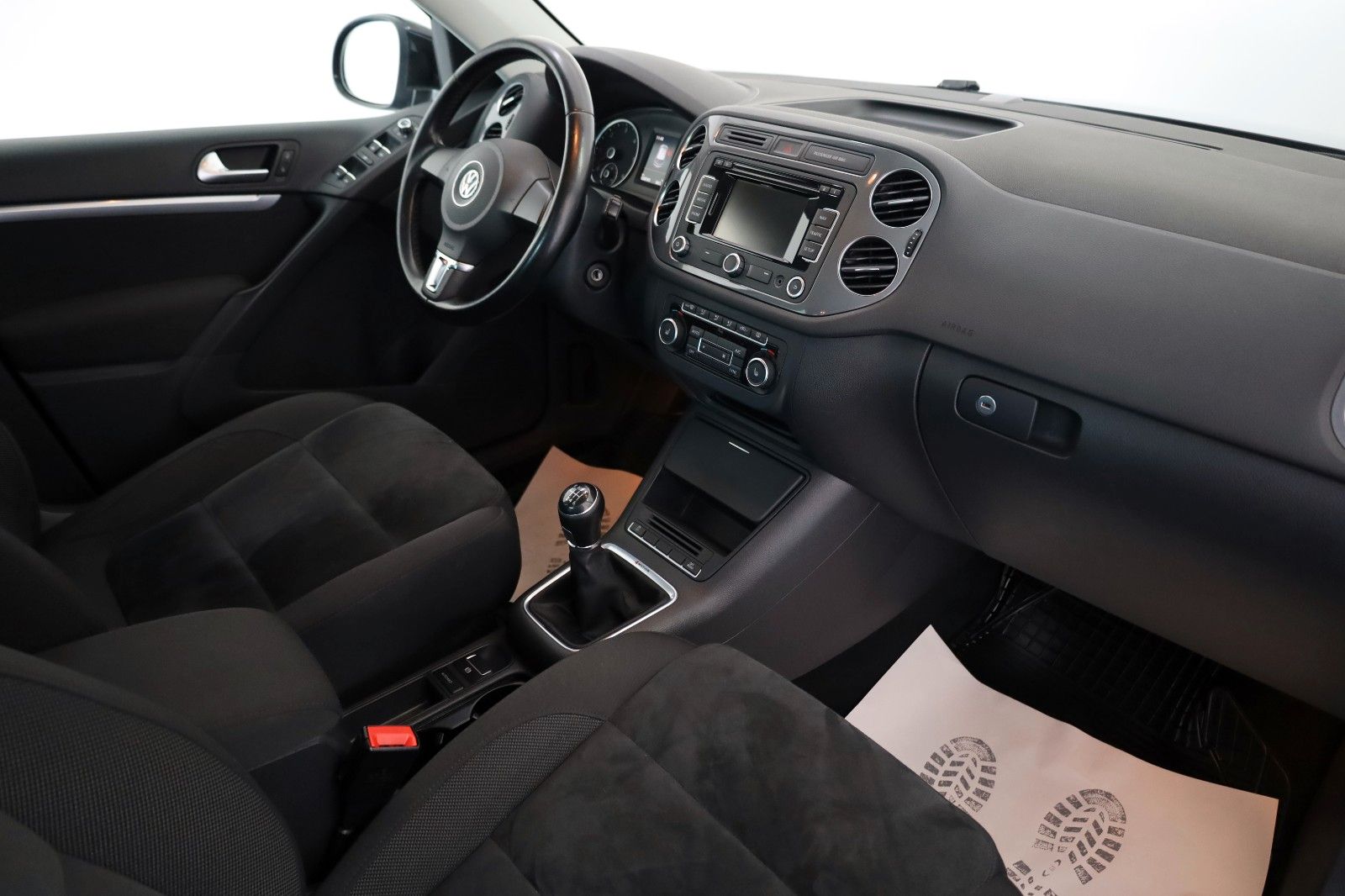 Fahrzeugabbildung Volkswagen Tiguan Track&Style 4M Alcantara,Navi,SH,PDC,AHK