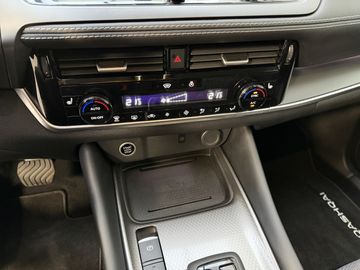 Nissan Qashqai - 11