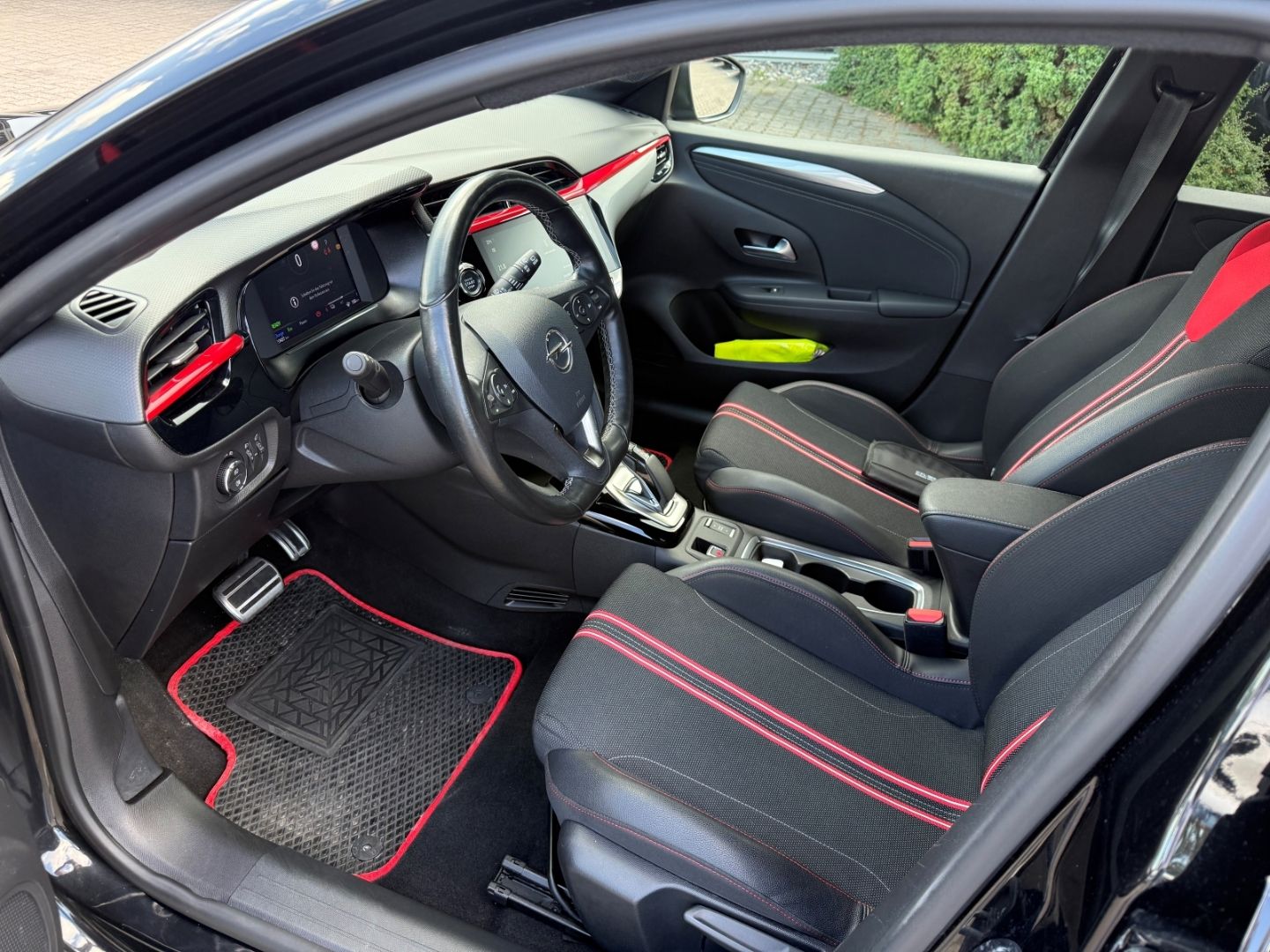 Fahrzeugabbildung Opel Corsa-e F GS SHZ+LHZ+Kamera+11KW-Charger