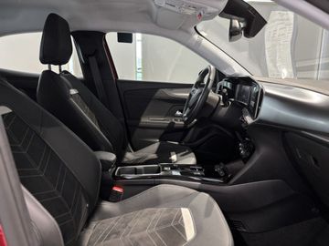 Fotografie des Opel Mokka-e Elegance