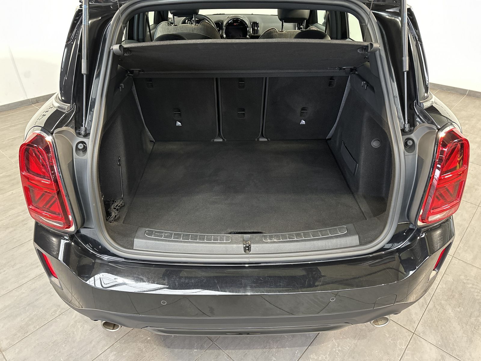 Fahrzeugabbildung MINI Cooper S Countryman All4 NAV+LED+DIGDISPLAY+18ZO