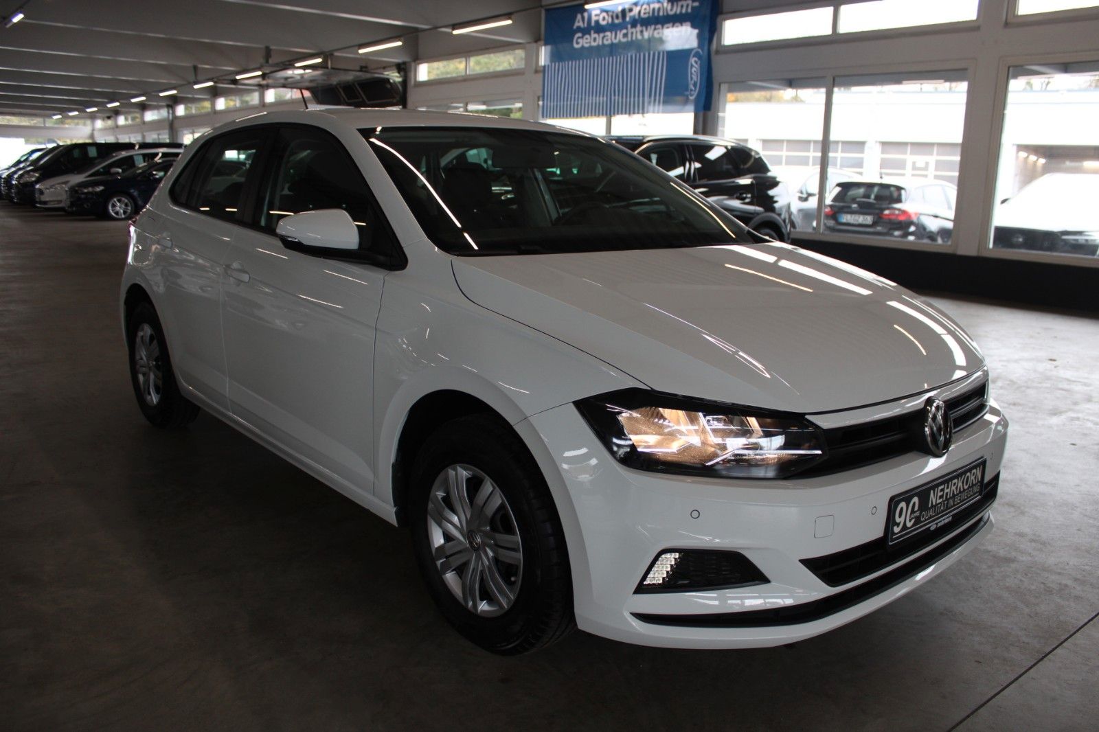 Fahrzeugabbildung Volkswagen Polo 1.0 TSI TRENDLINE 5-trg Klima PDC 1.Hand