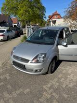 Ford Fiesta 1.3 51kW Futura 1. Hd. HU NEU - Ford Fiesta: Futura