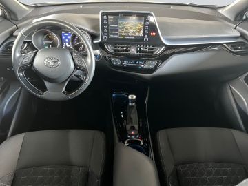 Toyota C-HR - 11