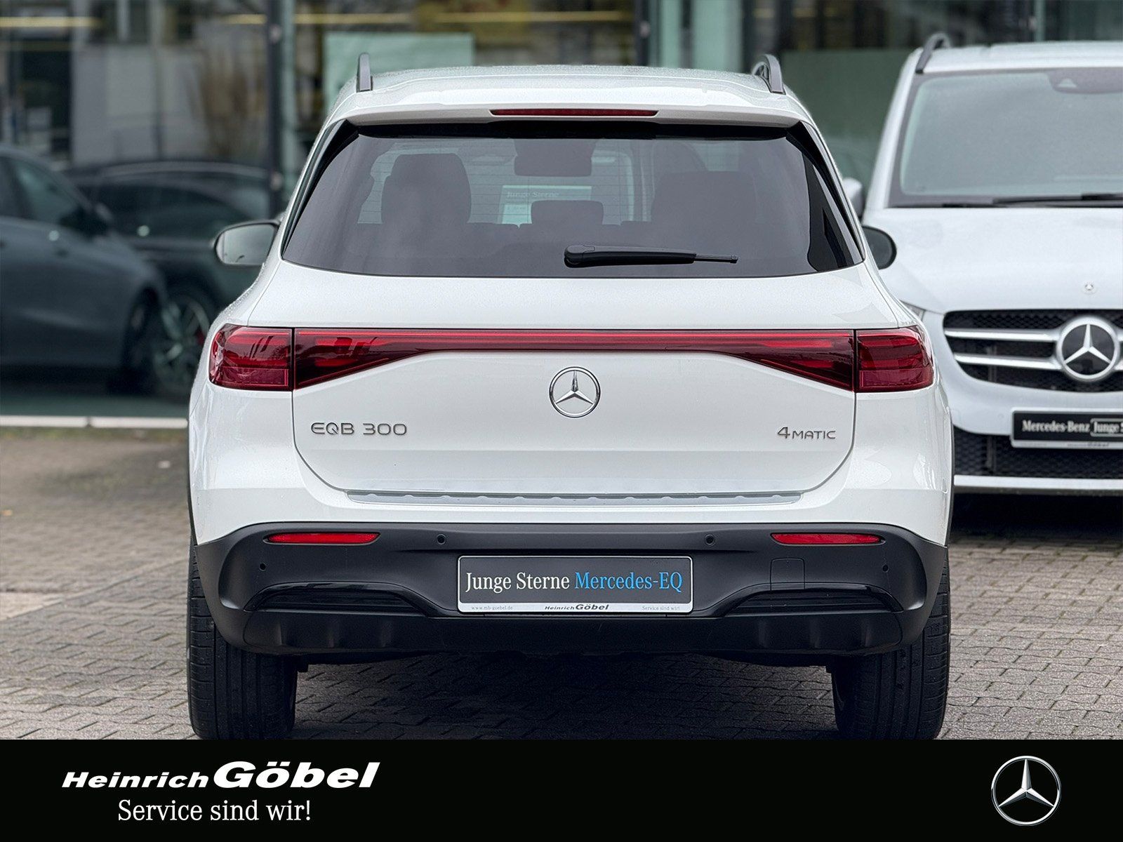 Fahrzeugabbildung Mercedes-Benz EQB 300 4M AMG*7-SITZER*FAP*KAMERA*ADV-SOUNDSYST