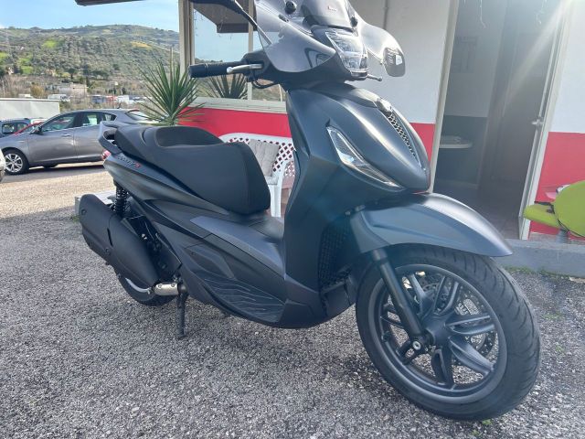 Piaggio beverly 400 sport