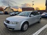 Audi A4 2.0L Automatik 151.000-KM Tüv:06.2027 - Audi A4 aus 2002: 2.0