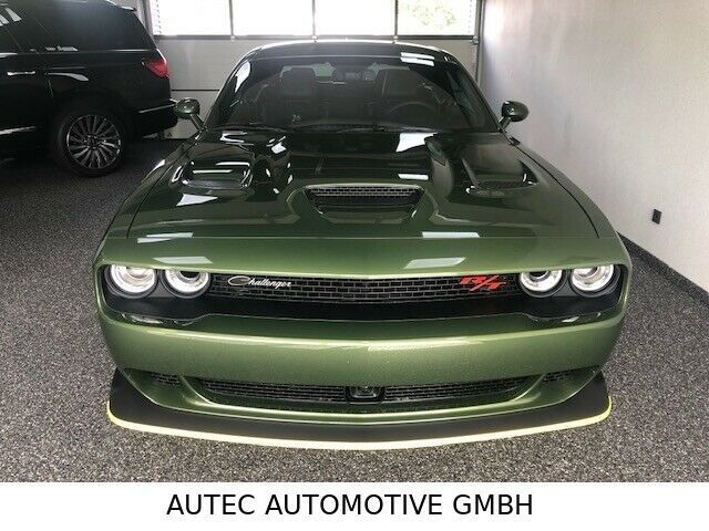 Fahrzeugabbildung Dodge CHALLENGER R/T WIDEBODY SCAT PACK 6.4L