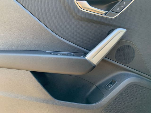 Q2 35 TFSI ADVANCED LED+AHK+KAMERA+MMI NAVI+VCP+