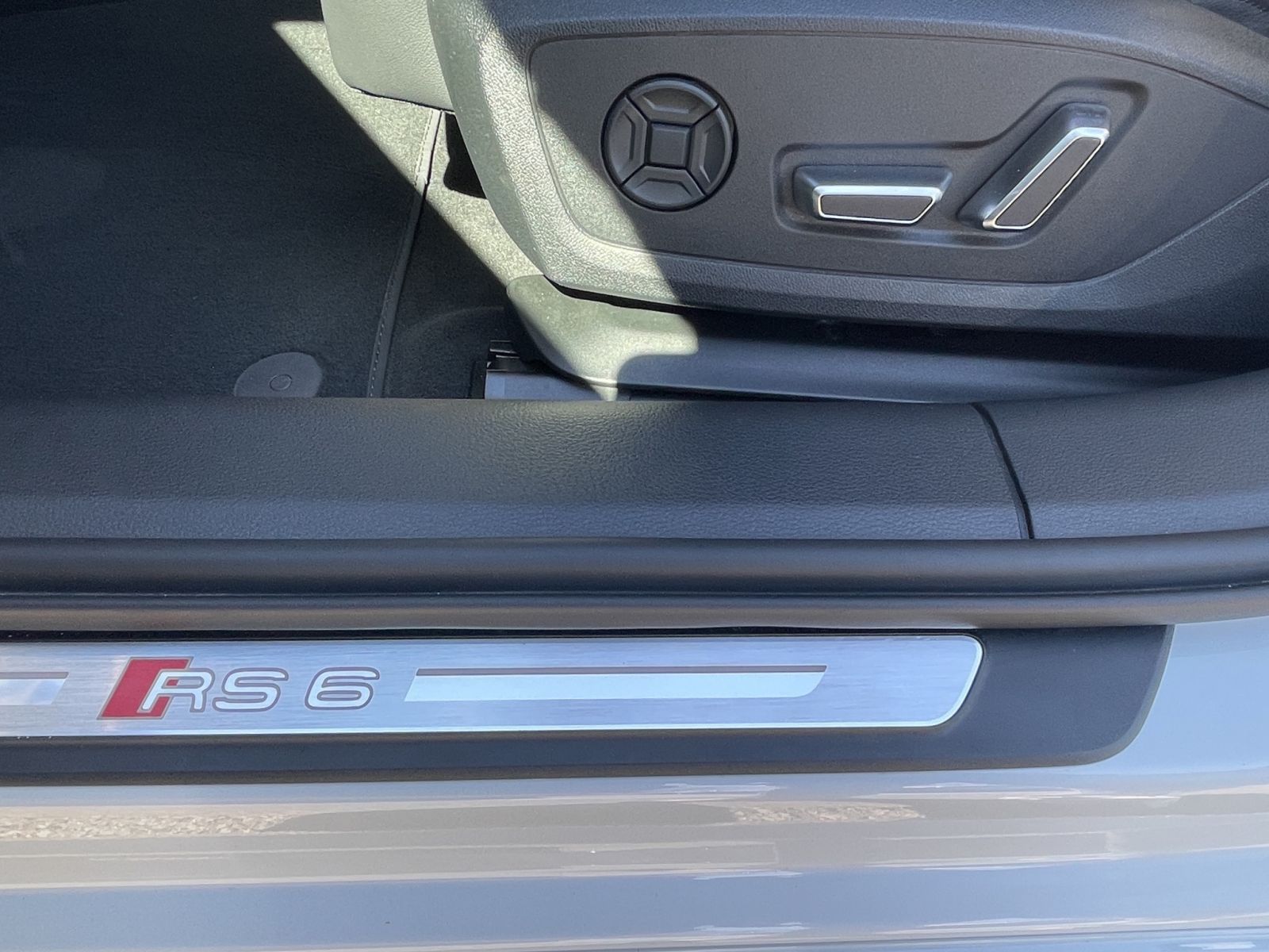 Audi RS6 - Bild 22
