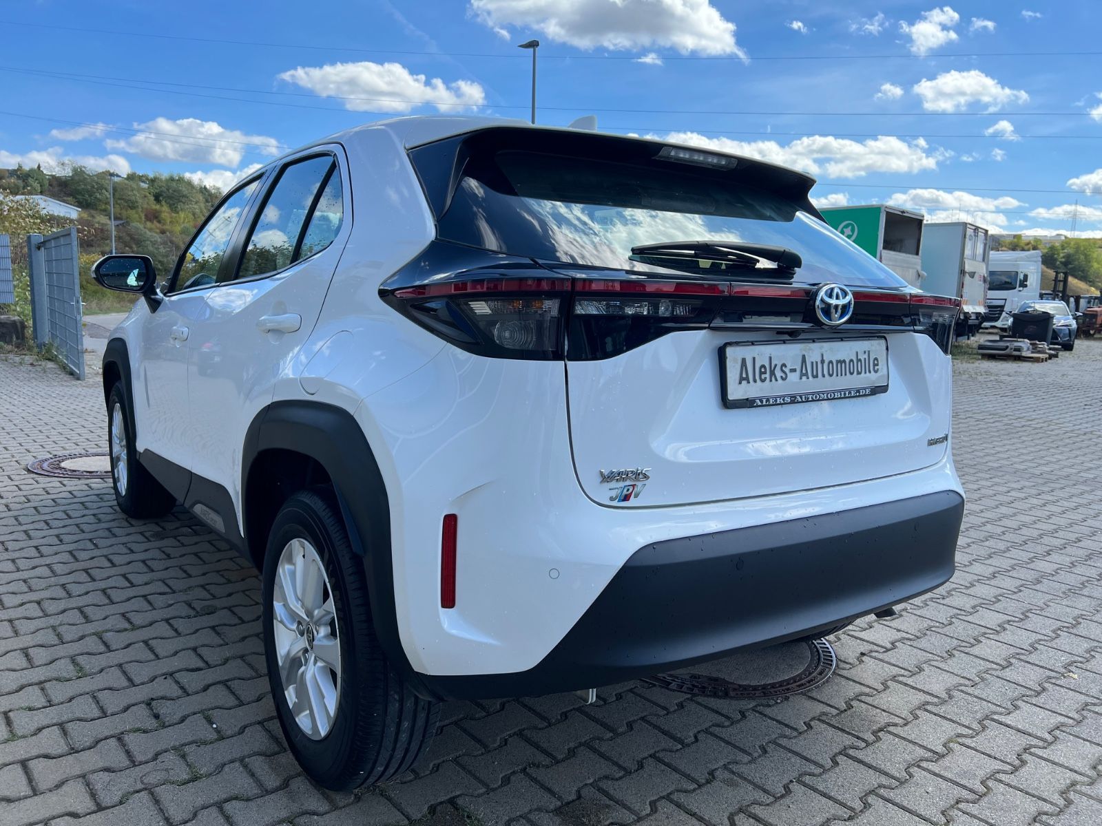 Toyota Yaris Cross 1.5 Hybrid FWD Comfort Keyless/Navi imagem 3