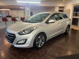 Hyundai i30 cw Style*AHK*SHZ*PHS*TPM*AUX*USB* - Hyundai i30: Style