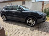 Porsche Cayenne 3.0 V6 Standheizung Tüv neu - Porsche Cayenne Gebrauchtwagen in Frankfurt