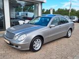 Mercedes-Benz E 200 Kompressor*2Hand*RentnerFahrzeug*