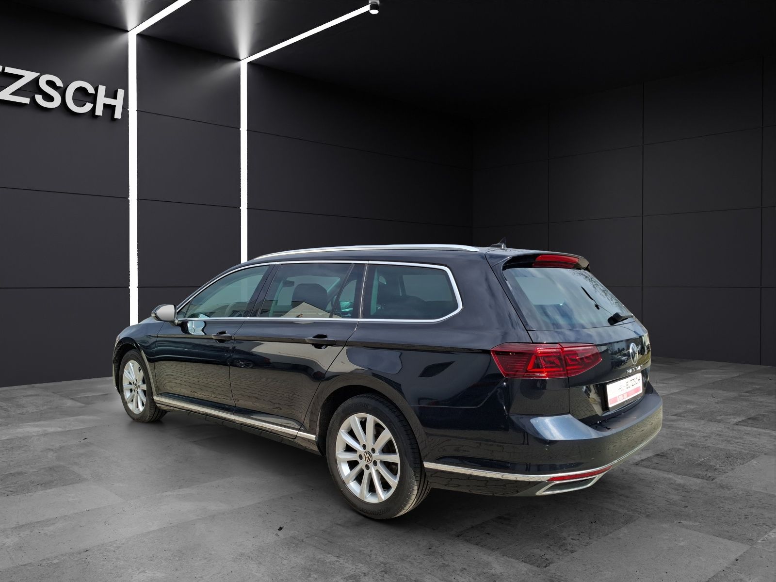 Fahrzeugabbildung Volkswagen Passat Variant TDI Elegance DSG Matrix AHK Navi