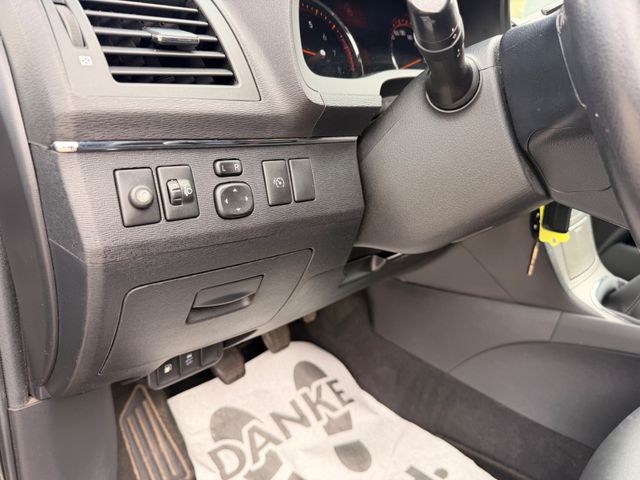 Toyota Avensis Kombi Business Edition Standheizung
