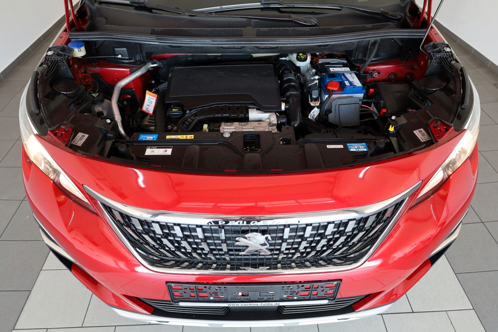 Fahrzeugabbildung Peugeot 3008 Allure T.Leder,Navi,SH,PDC,360°,Apple CarPl