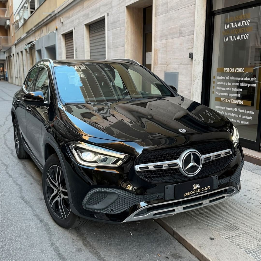 Mercedes-Benz Mercedes GLA 200 d Automatic Executive - 150CV imagem 2