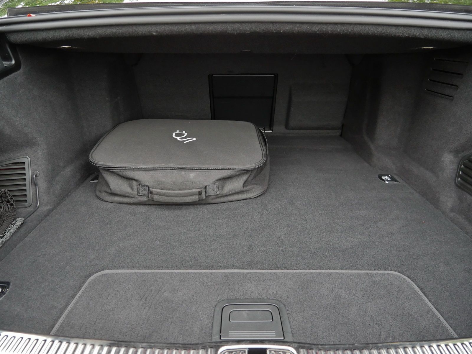 Audi A8 - Bild 23