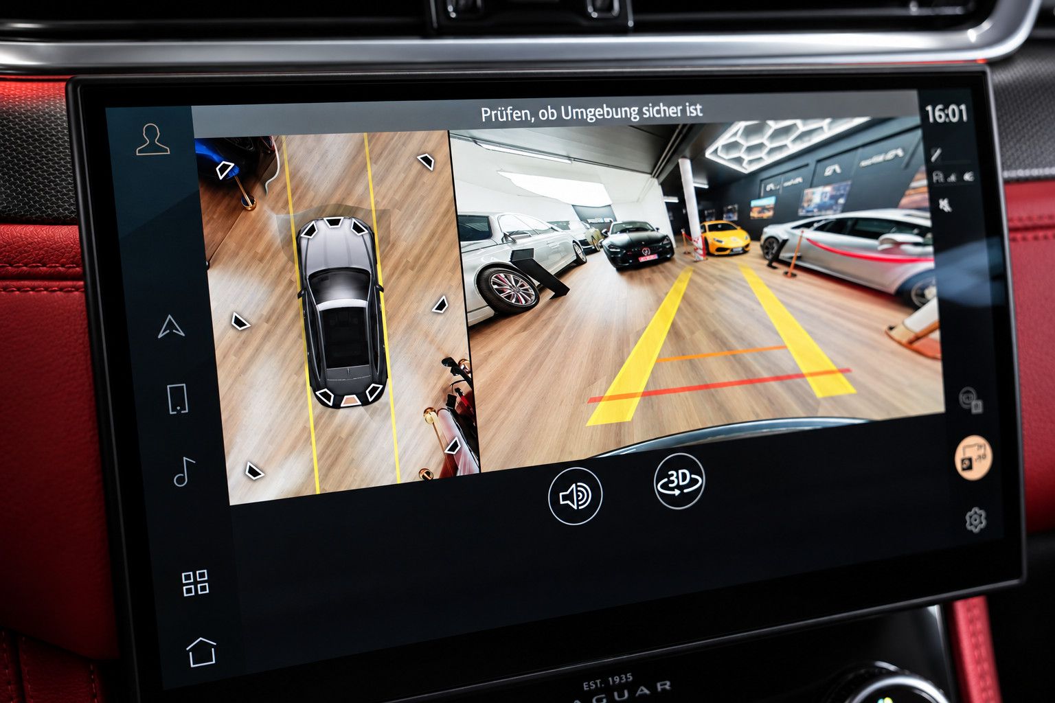 Fahrzeugabbildung Jaguar F-Pace  SVR /PANO/MERIDIAN/HUD/360°KAM/MEMORY