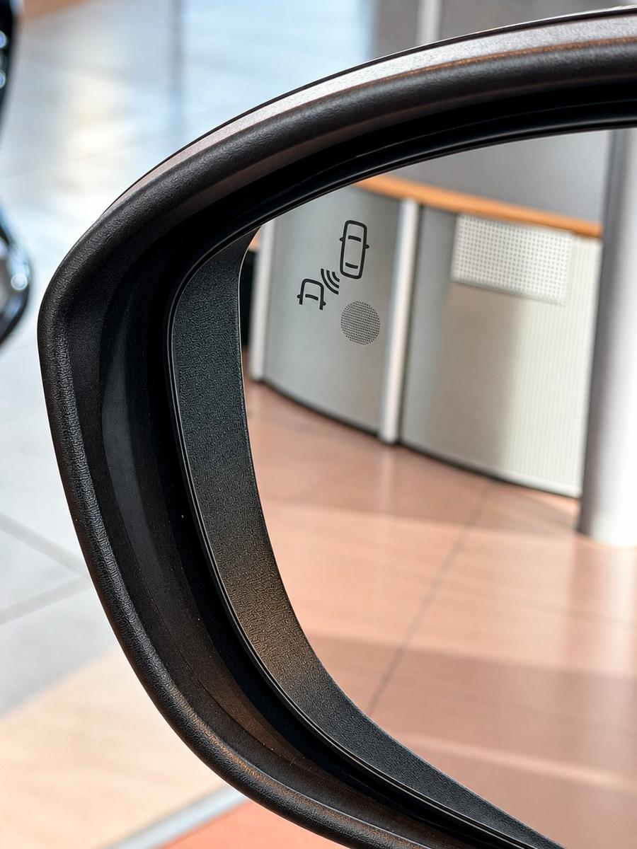 Dacia Sandero III Stepway 1. HAND LED AHK KAM CARPLAY