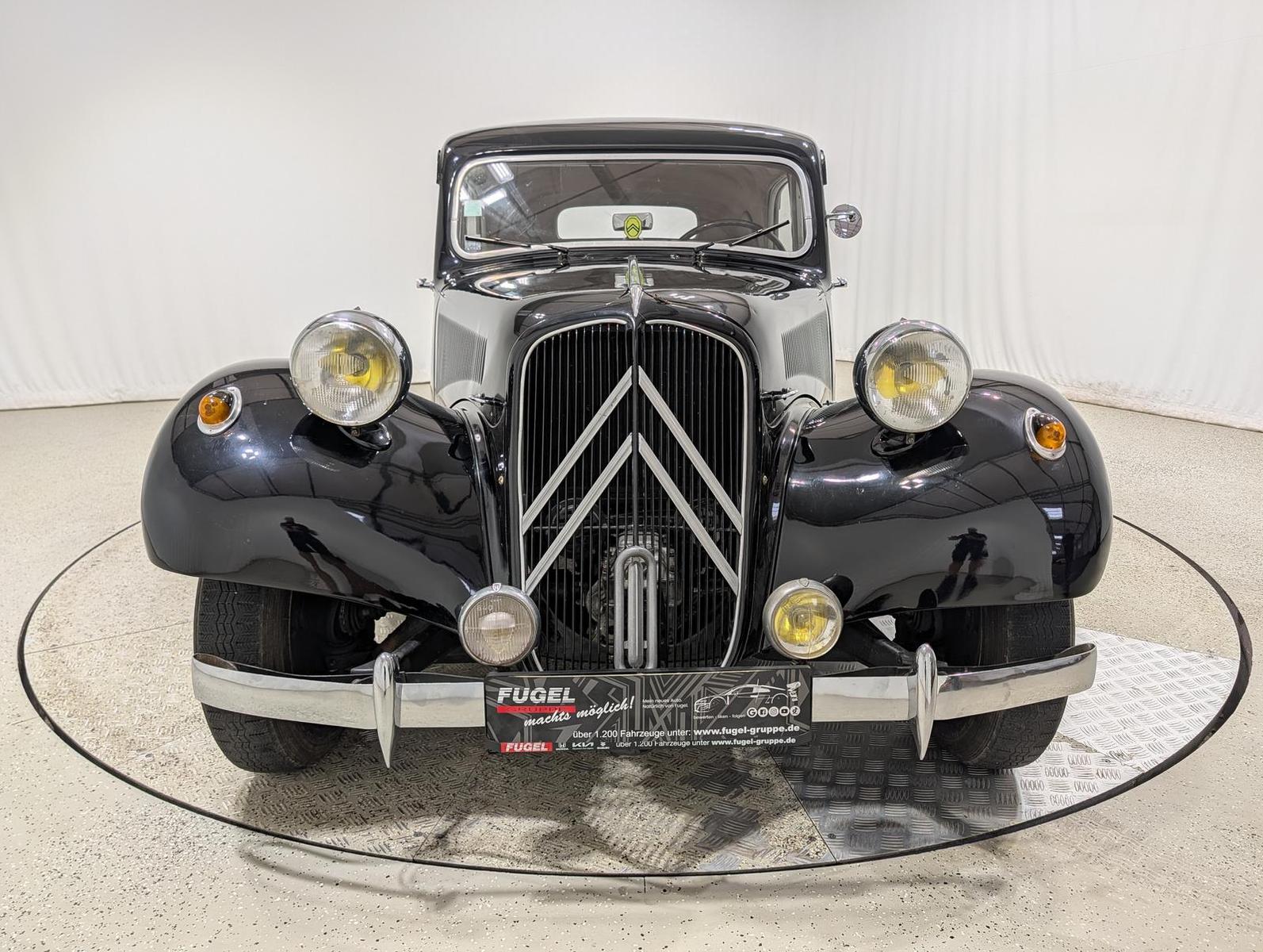 Citroën 11CV 11 B 1.9