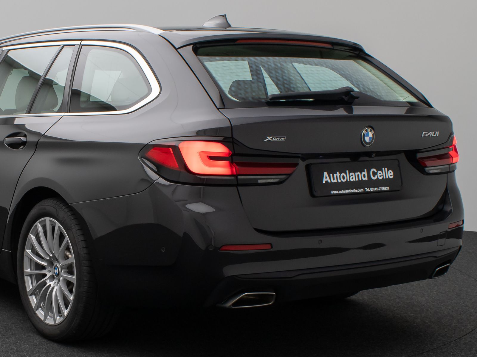 Fahrzeugabbildung BMW 540i xD Panorama 360°DAB Fernlichtassist Sport