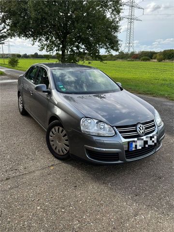 Volkswagen VW Jetta 1,6 FSI, Steuerkette neu, Gute Au...